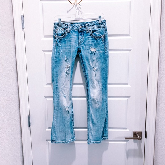 Miss Me Jeans RARE with embellished pockets Bootcut Flare Fit - Picture 2 of 13